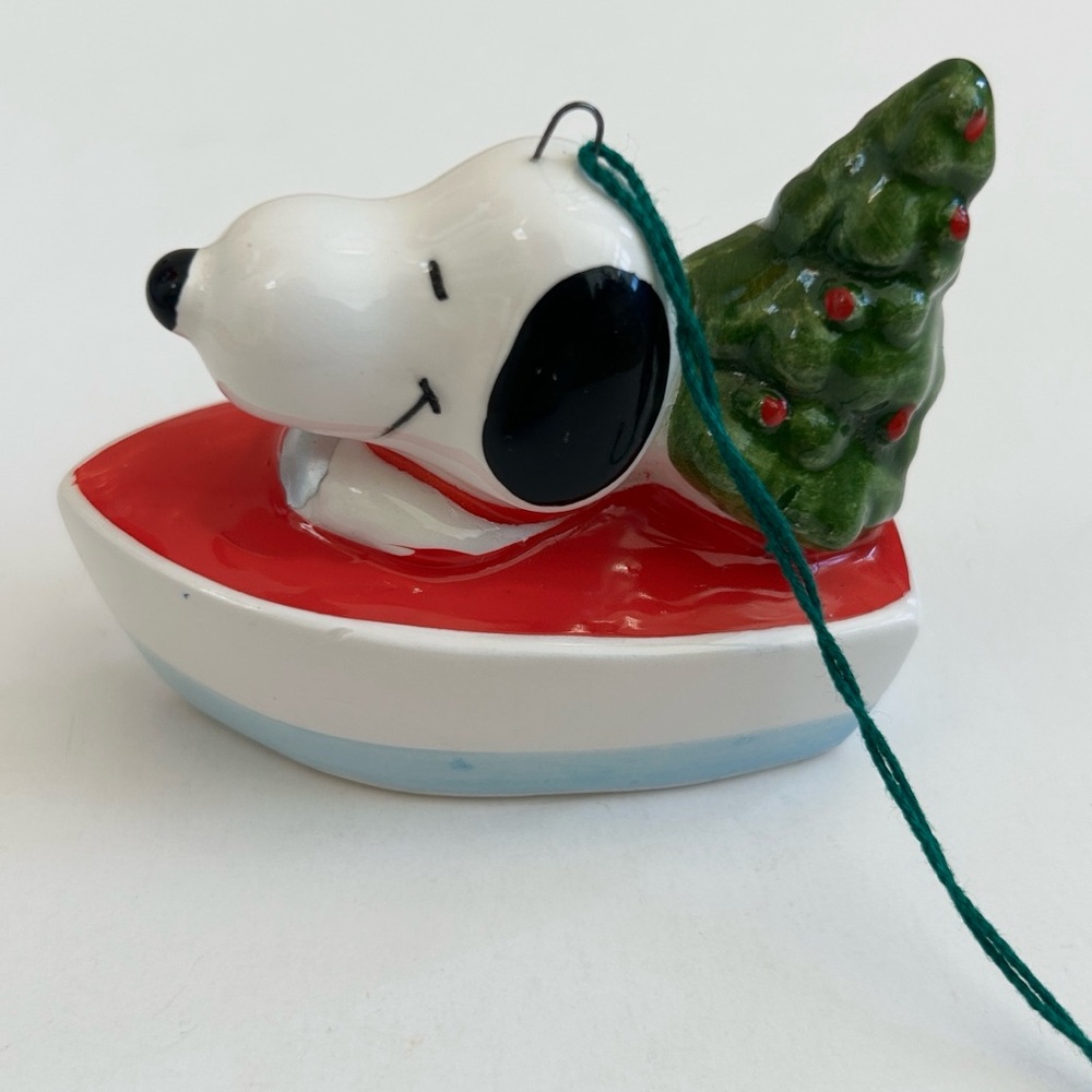 Snoopy Peanuts United Feature Syndicate 1958 1966 Made in Japan Vintage